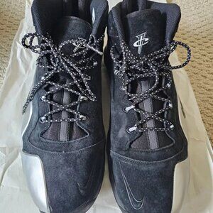 Brand Nike Men Zoom Penny VI Black/Metallic Silver Size 13 with box